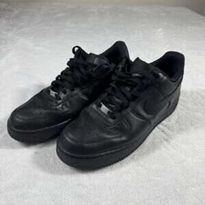 Nike Air Force 1 Men's 11 Triple Black Low Sneakers Comfort Classic Leather